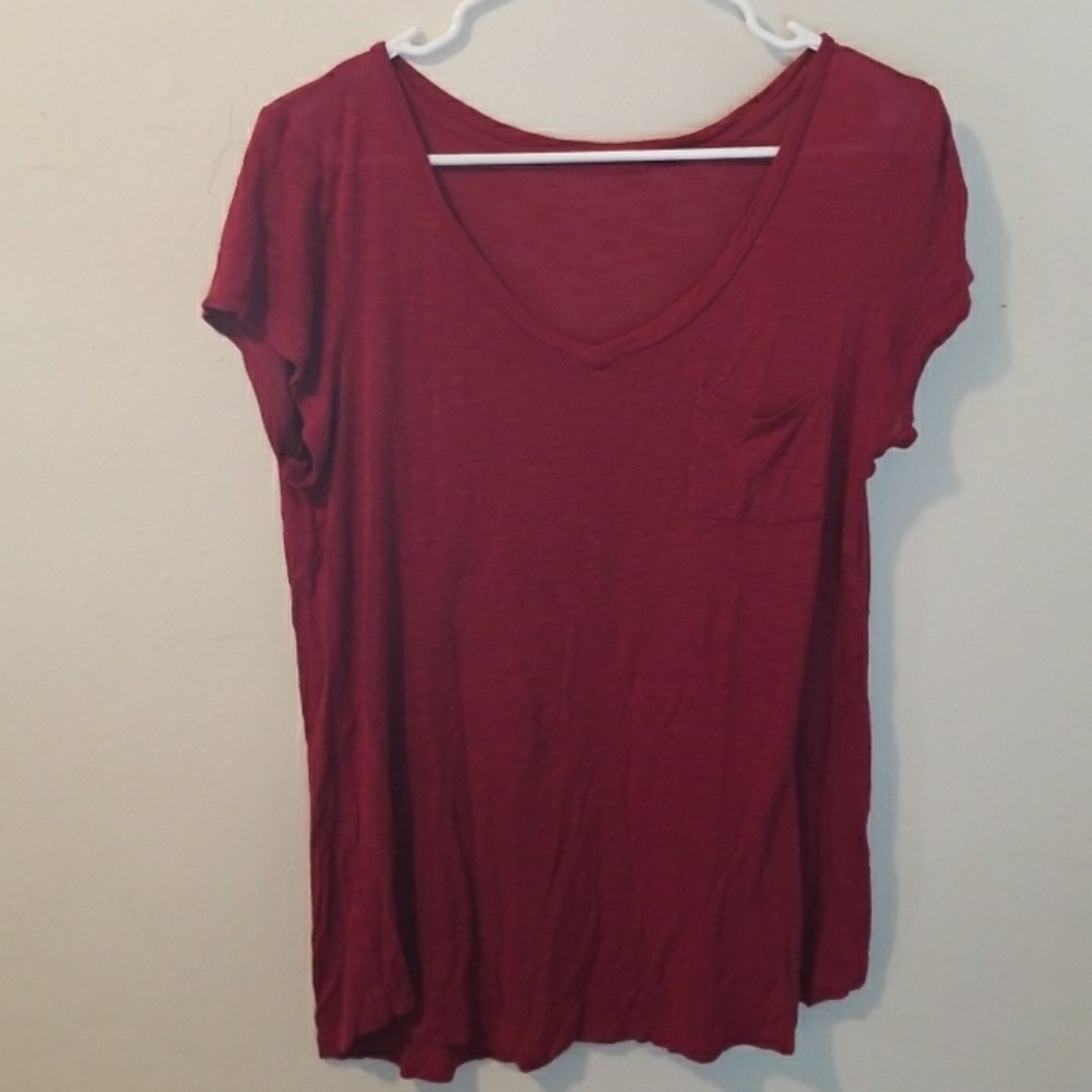 Maroon t-shirt
